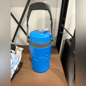 Under Armour Bright Blue Bottle with Gray Handle